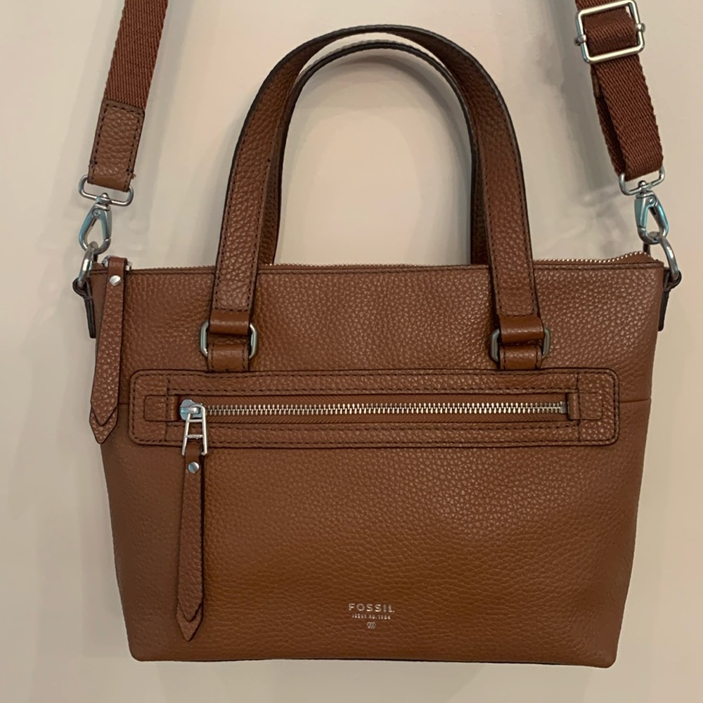 Fossil saddle tan genuine leather crossbody handbag